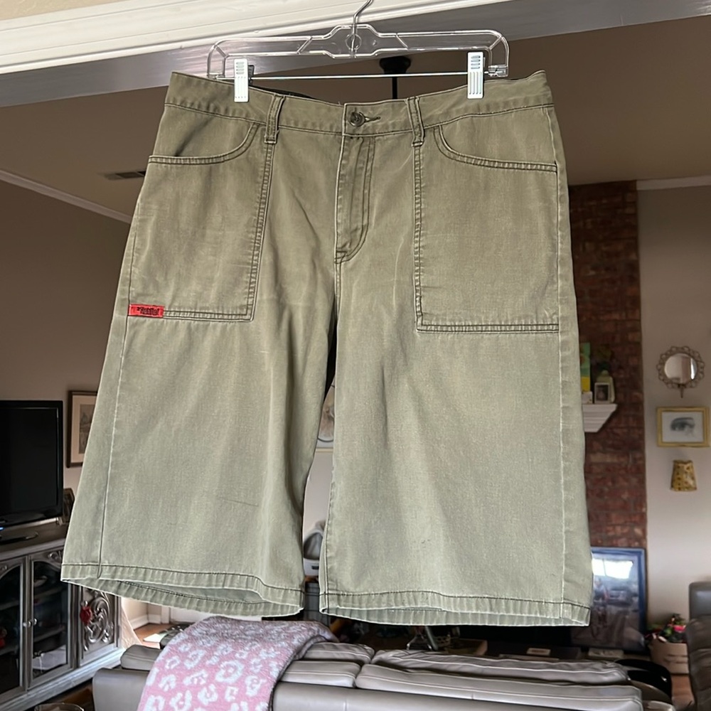 Men’s Habitat shorts size 36.